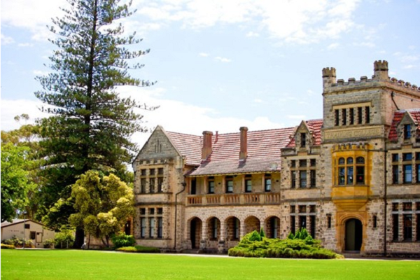 墨尔本大学商科课程辅导哪家好? 墨尔本大学商科课程辅导哪家好?