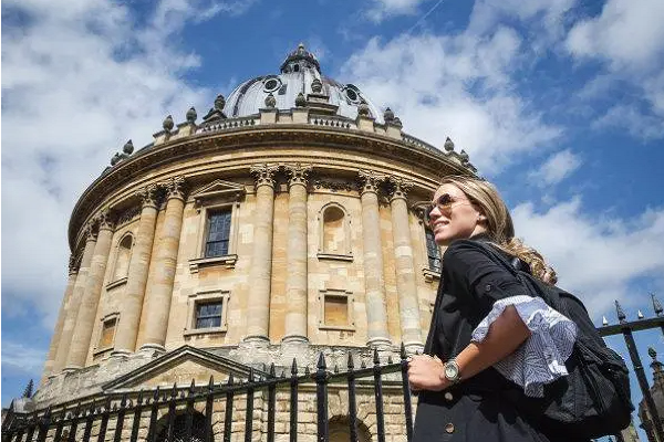阿尔伯塔大学人工智能考试辅导机构