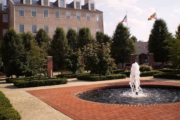 墨尔本大学ECON10004考试怎么复习不挂科？